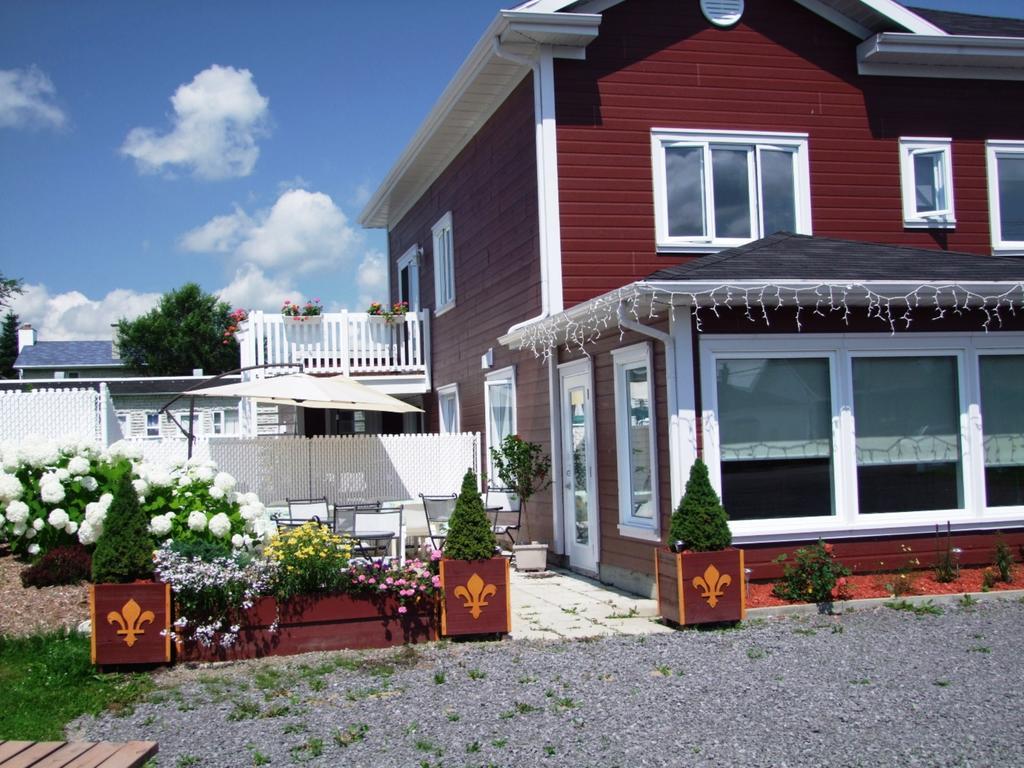 Motel Canadien Trois-Rivières Exterior foto